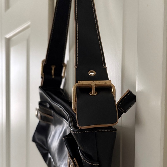 Y2K Chic Black Shoulder Bag with Brown Accents - Picture 3 of 6